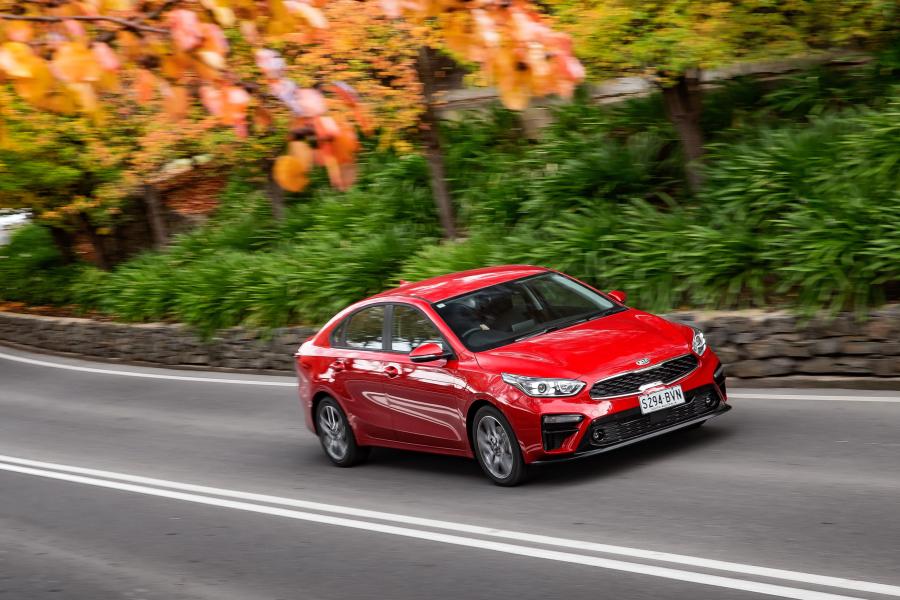  Kia Cerato Sport Plus 2018 года  (AU) (фото 4 из 16)